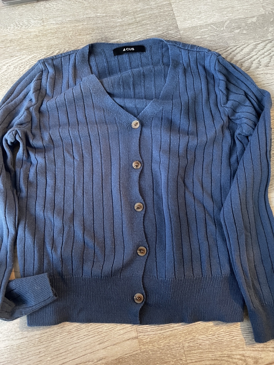 Women's Ribbed Knit Cardigan - photo 3