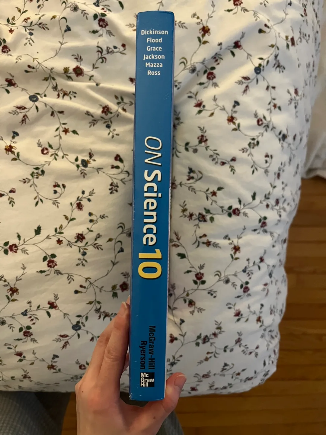 On Science 10 Textbook - McGraw-Hill Ryerson image indicator(2)