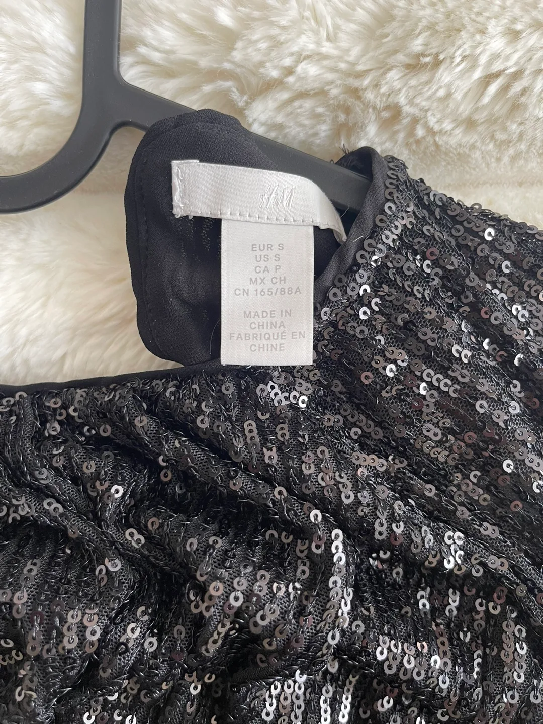 H&M Black Sequin Crop Top Size Small image indicator(2)
