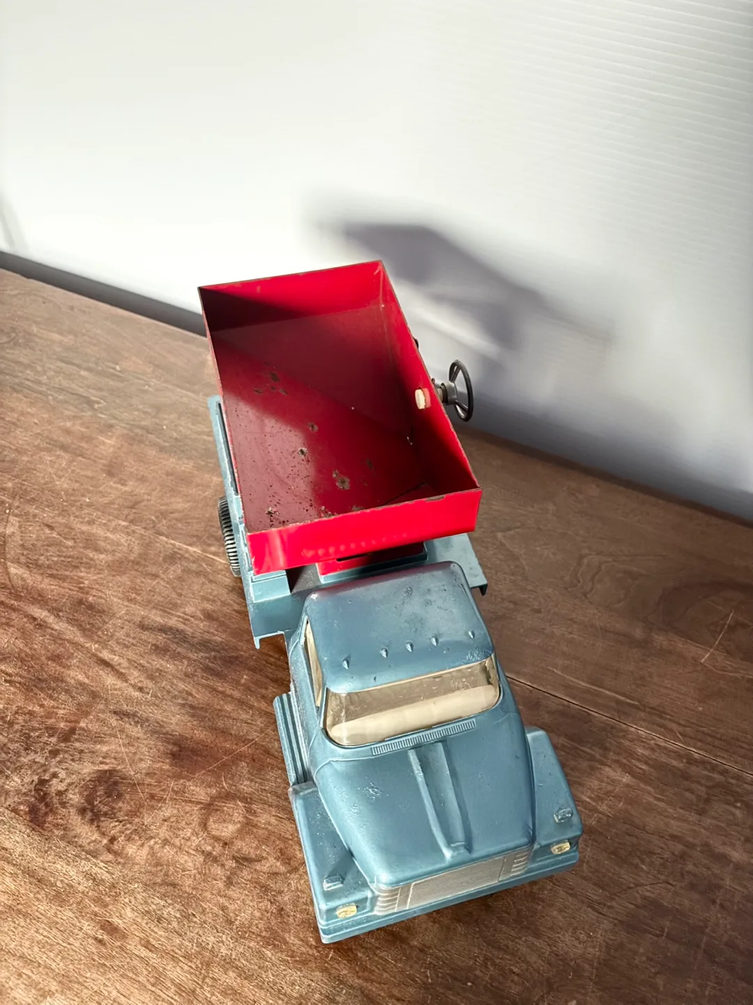 Vintage Ertl Gravity Fed Grain Truck image indicator(4)