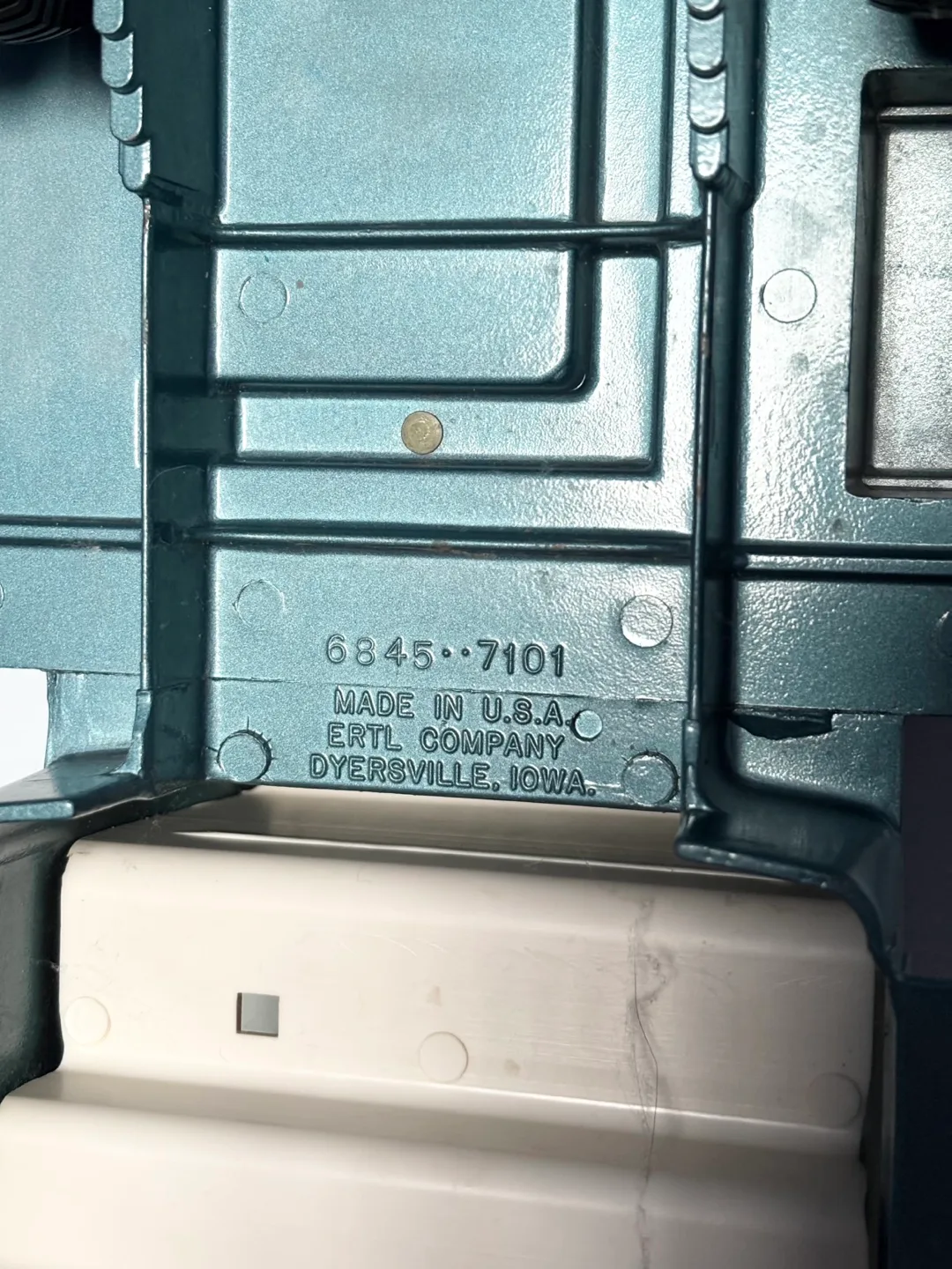 Vintage Ertl Gravity Fed Grain Truck image indicator(7)