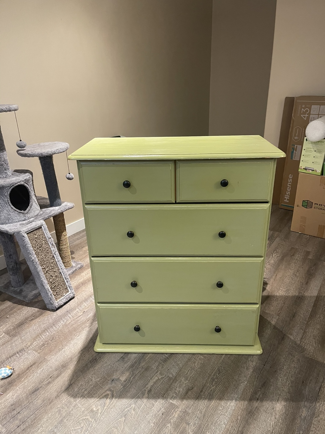 Five-Drawer Chest of Drawers - Light Green 💚