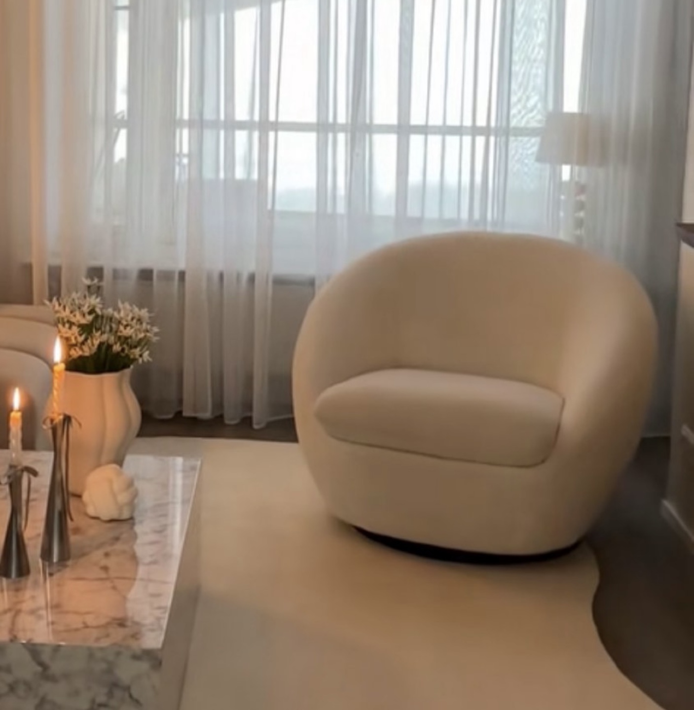Nina White Boucle Lounge/Accent Chair - photo 5