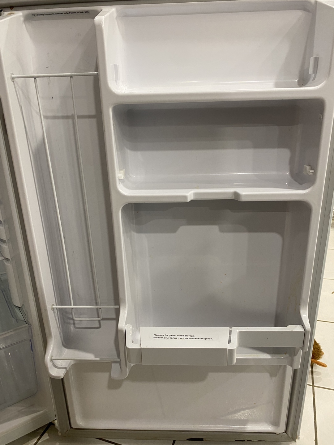 Kenmore Top Freezer Refrigerator - photo 2