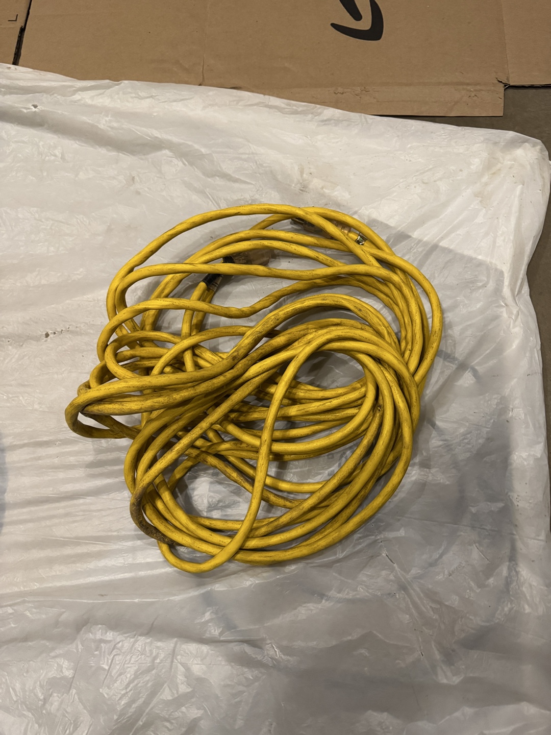 Yellow 50ft Outdoor Extension Cord - photo 3