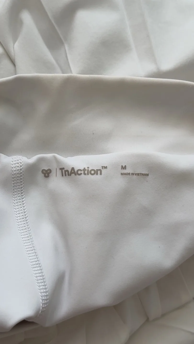 TnAction White Pleated Tennis Skirt image indicator(3)