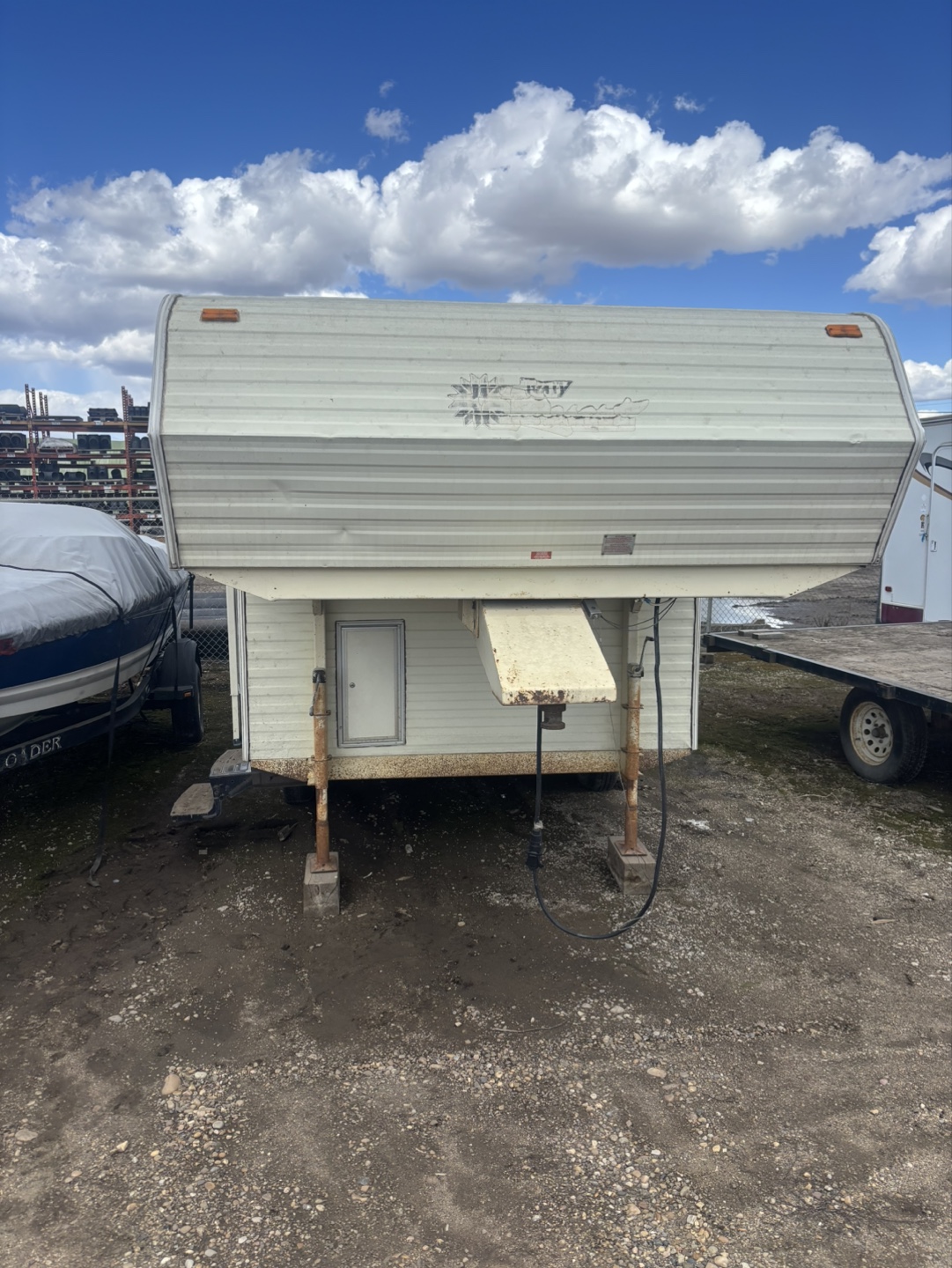 Terry 5th wheel camper - photo 4