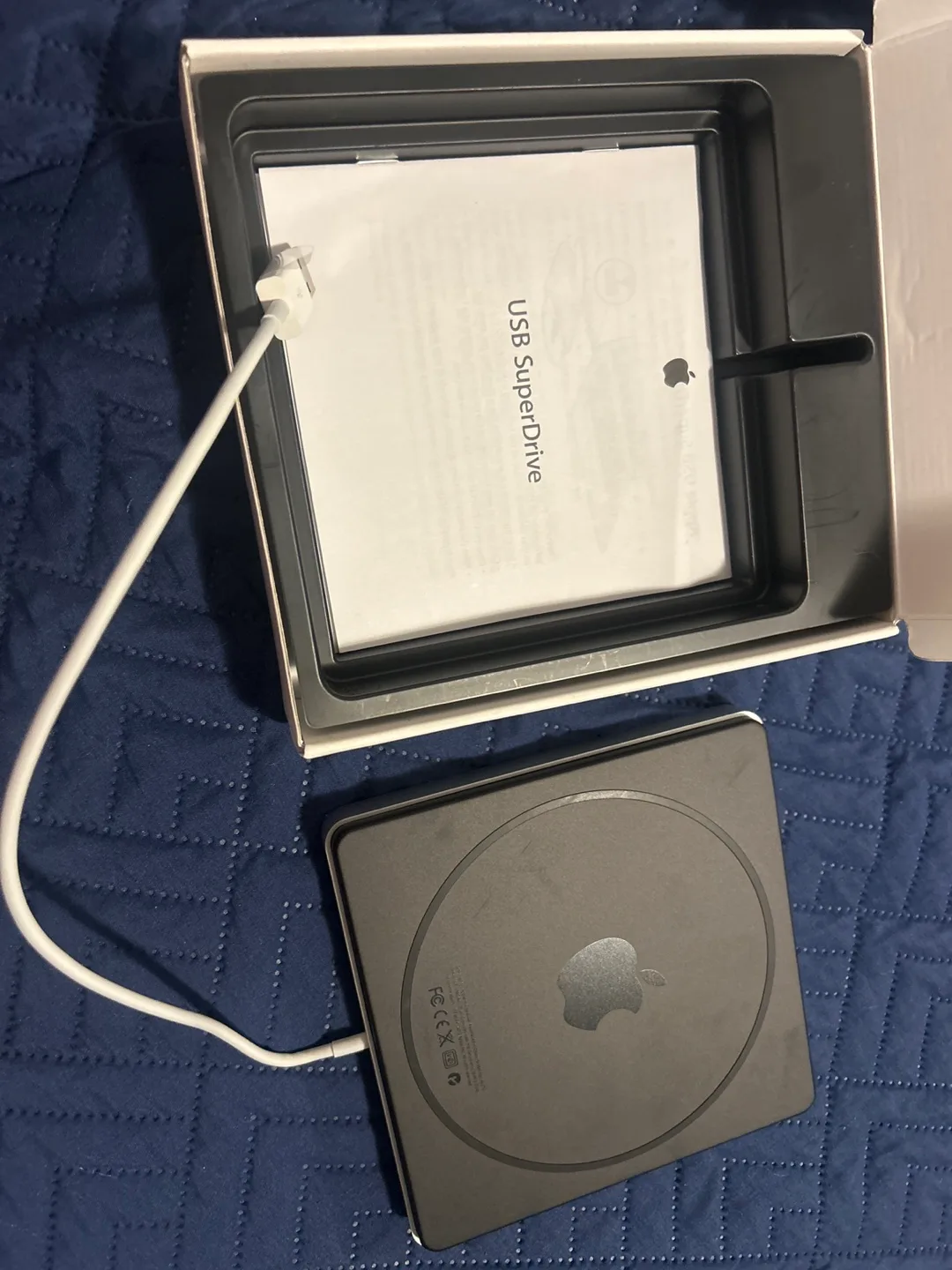 Apple USB SuperDrive image indicator(3)