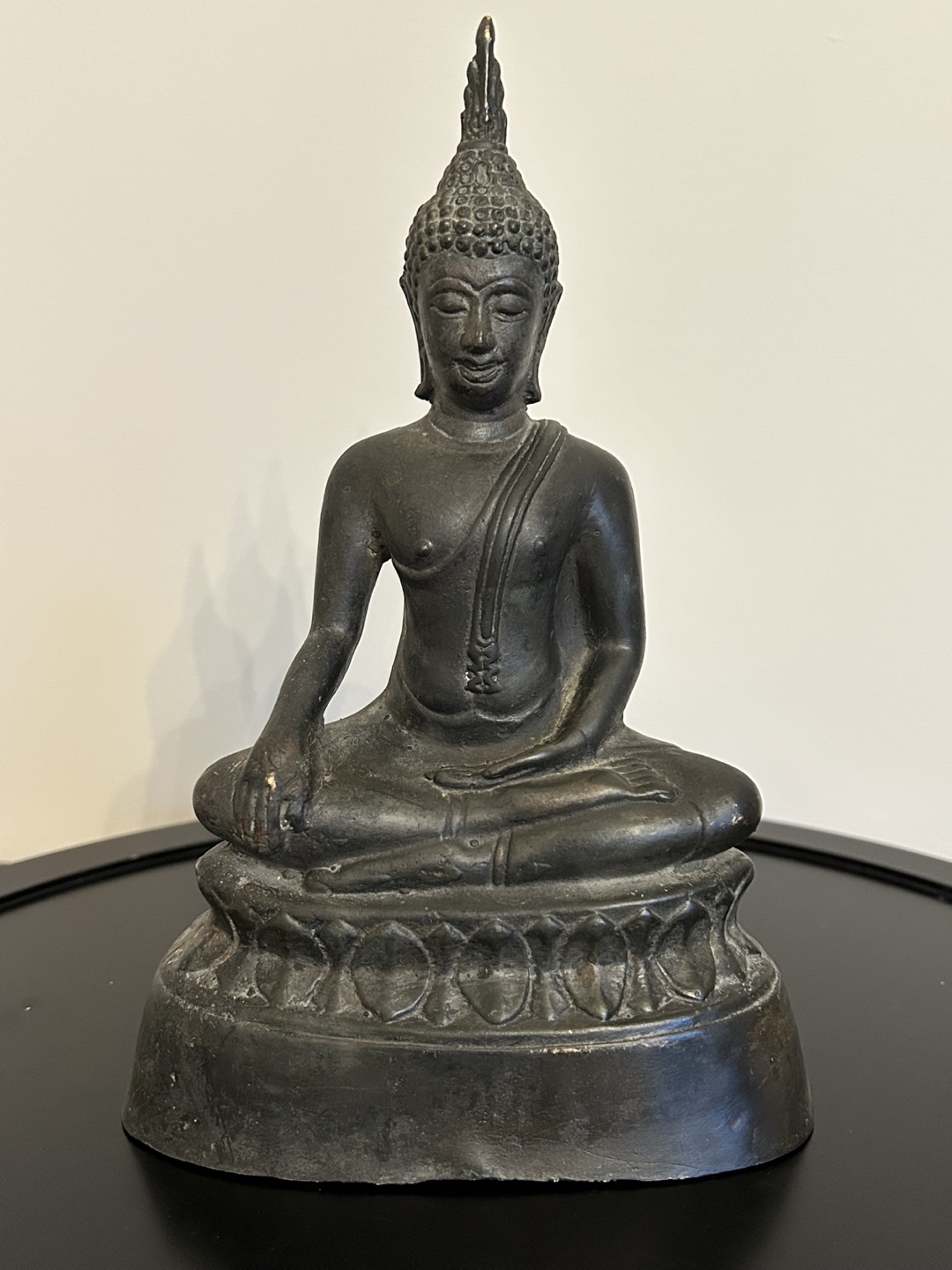 Antique Bronze Buddha in  Meditation Statue 8,5”