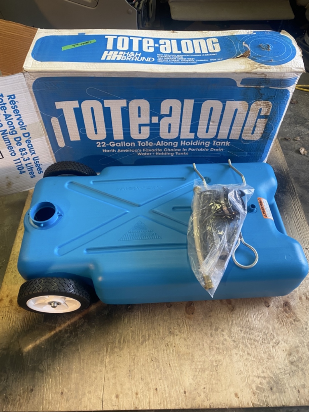 22-Gallon Tote-Along Holding Tank