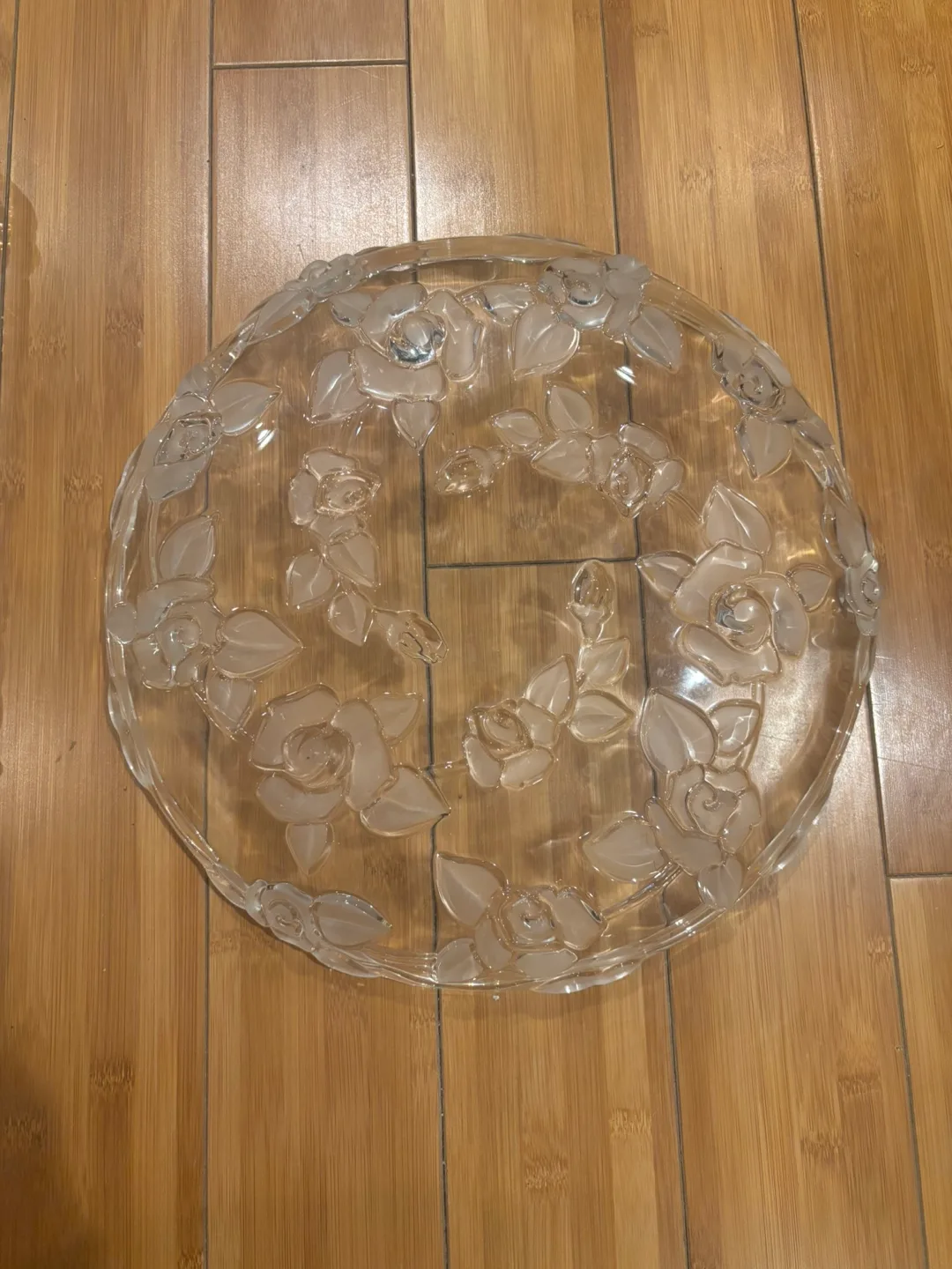 Crystal Serving Platter Set with Floral Design image indicator(3)