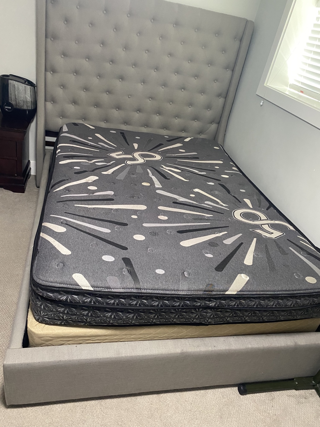 Queen-size bed frame and mattress - photo 3