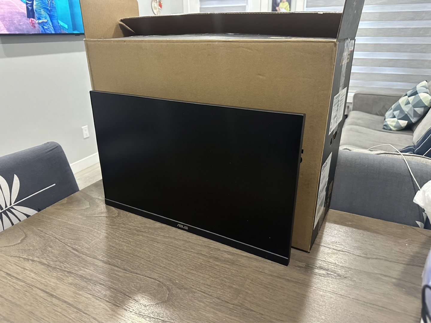ASUS VP249QGR 24-inch Gaming Monitor with Headphones - photo 3