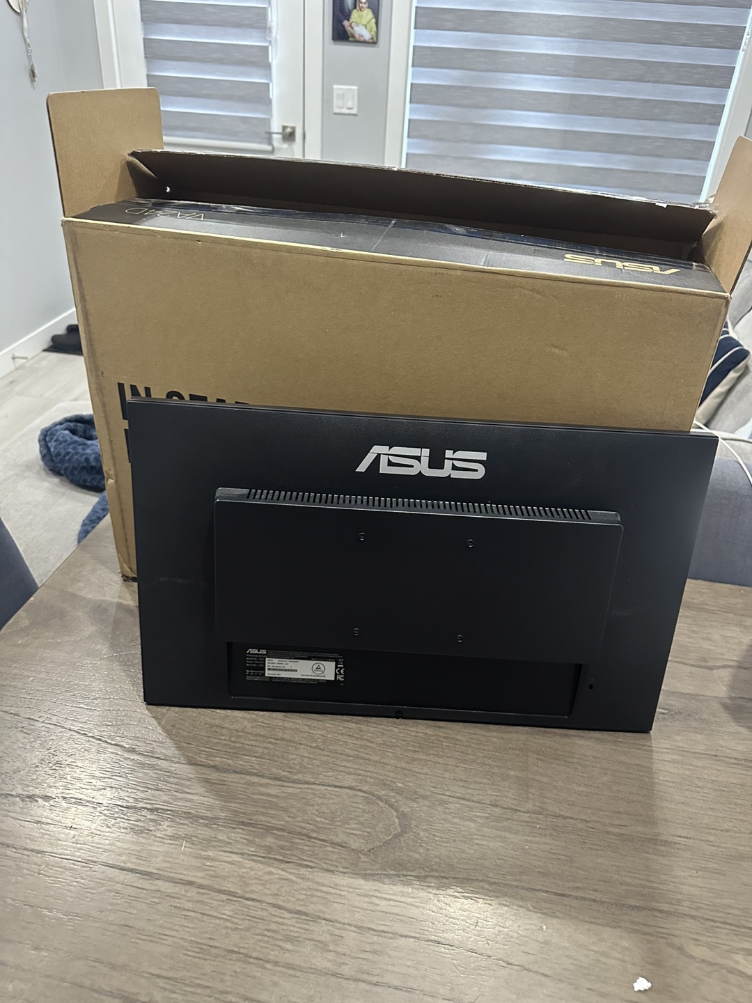 ASUS VP249QGR 24-inch Gaming Monitor with Headphones - photo 5
