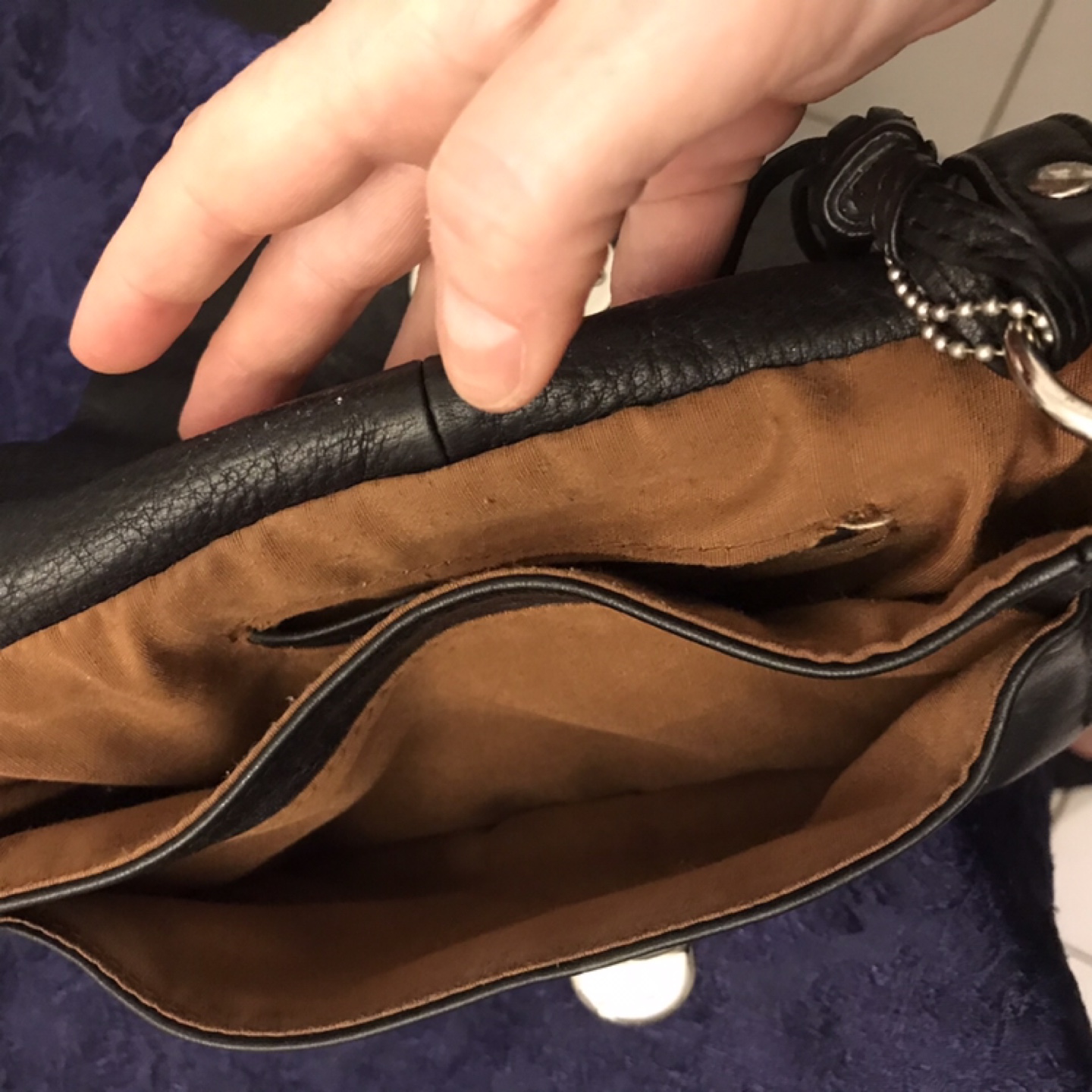 Black Leather Crossbody Bag - photo 3
