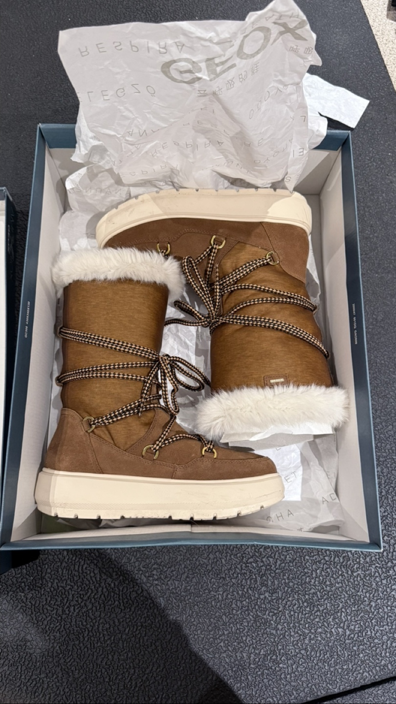 GeoX Women's Brown Suede Snow Boots Size 6 - photo 4