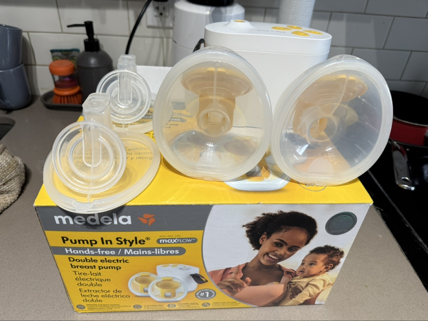Medela Pump In Style Hands-Free Double Electric Breast Pump - photo 3