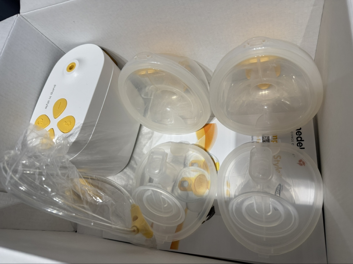 Medela Pump In Style Hands-Free Double Electric Breast Pump - photo 5