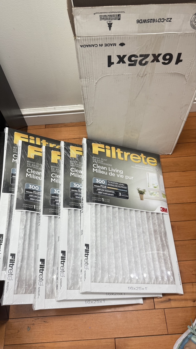 Five 3M Filtrete 16x25x1 Clean Living Air Filters