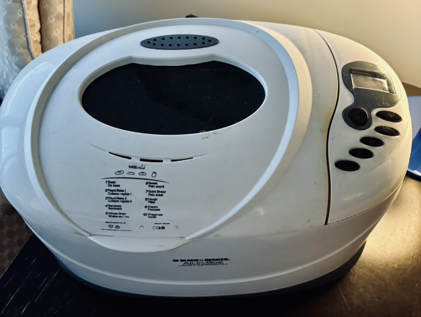 FINAL WEEK! Black & Decker All-in-One Automatic Breadmaker - photo 2