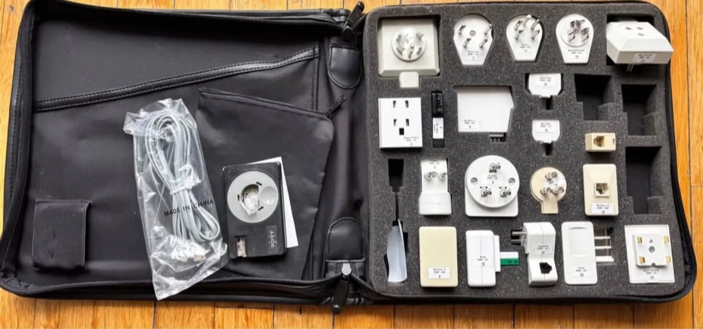 20 Piece Electrical Voltage Converter / Power Adapter Set image indicator(4)