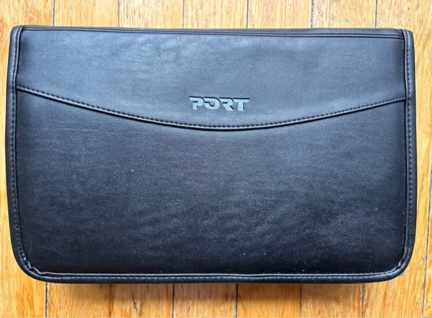 17 Piece Electrical Voltage Converter / Power Adapter Travel Set image indicator(7)