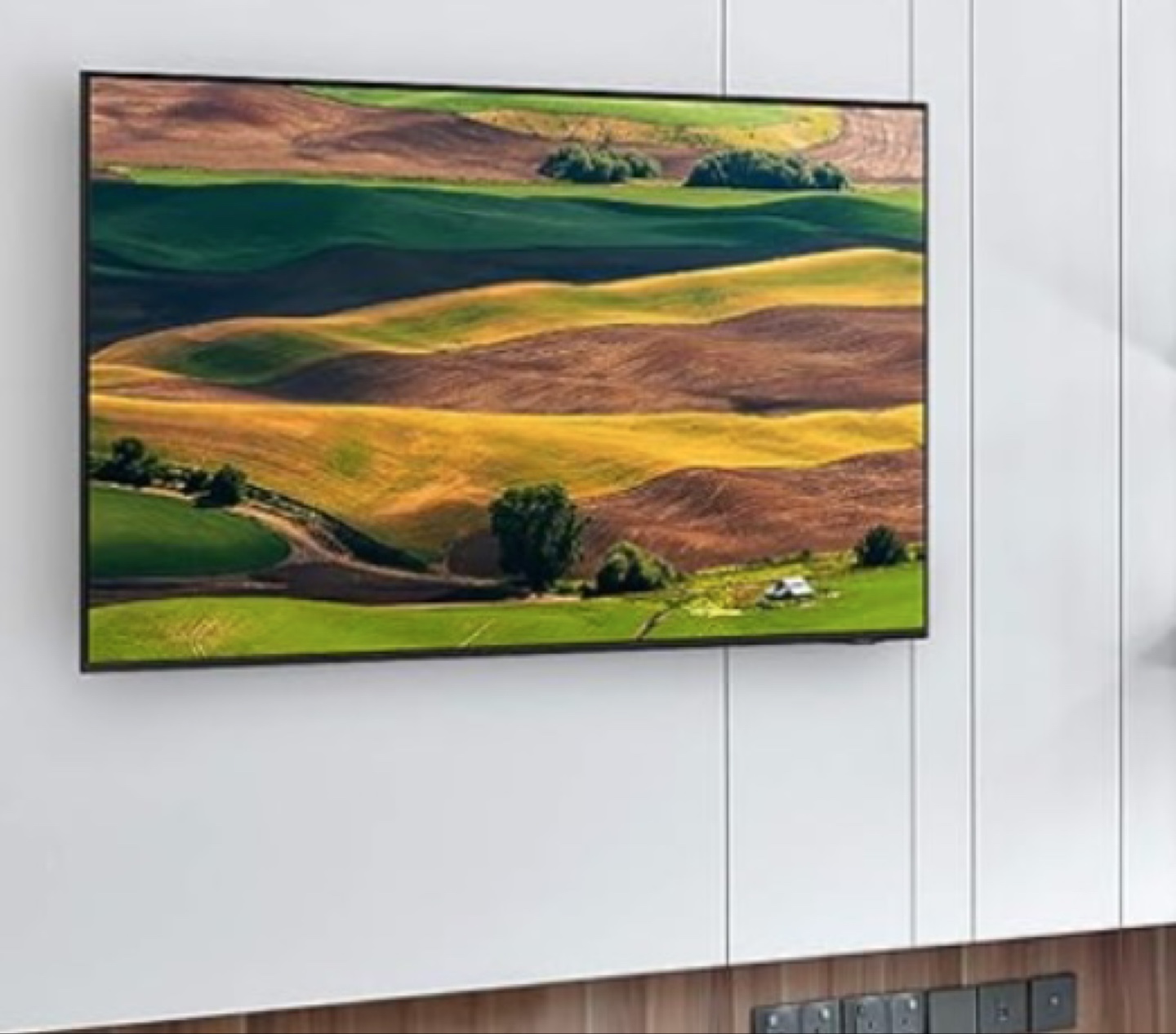 Samsung 55-inch Class Crystal 4K UHD AU8000 Series Smart TV