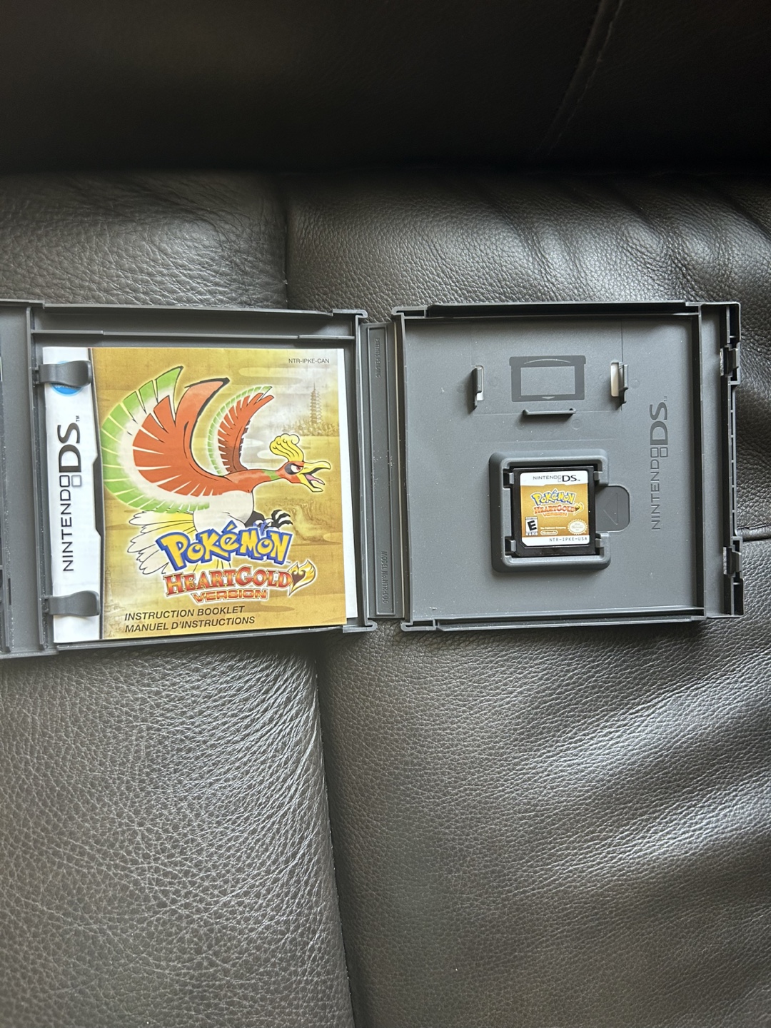 Authentic Pokemon Heartgold Version - photo 2