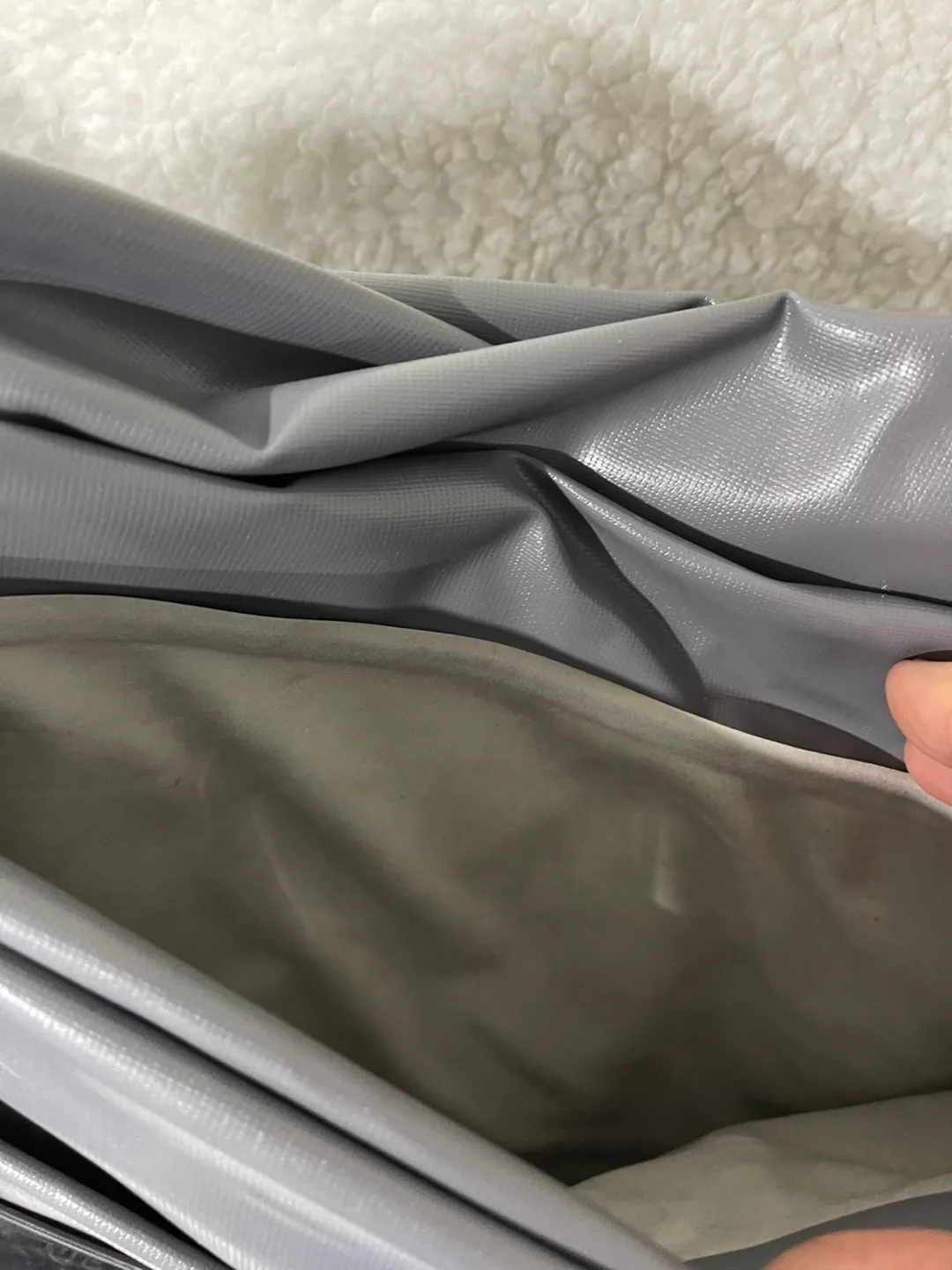 💚 Coleman Queen Air Mattress with 120V Pump image indicator(7)