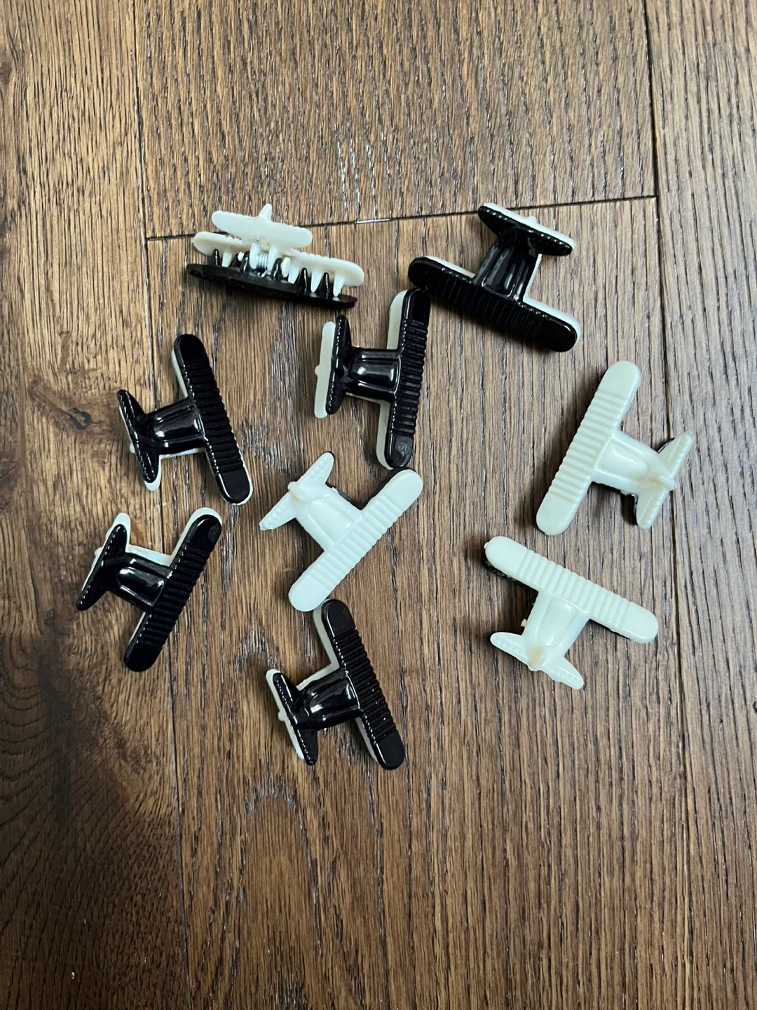 Aeroplane Hair Clips - Set of 10 image indicator(3)