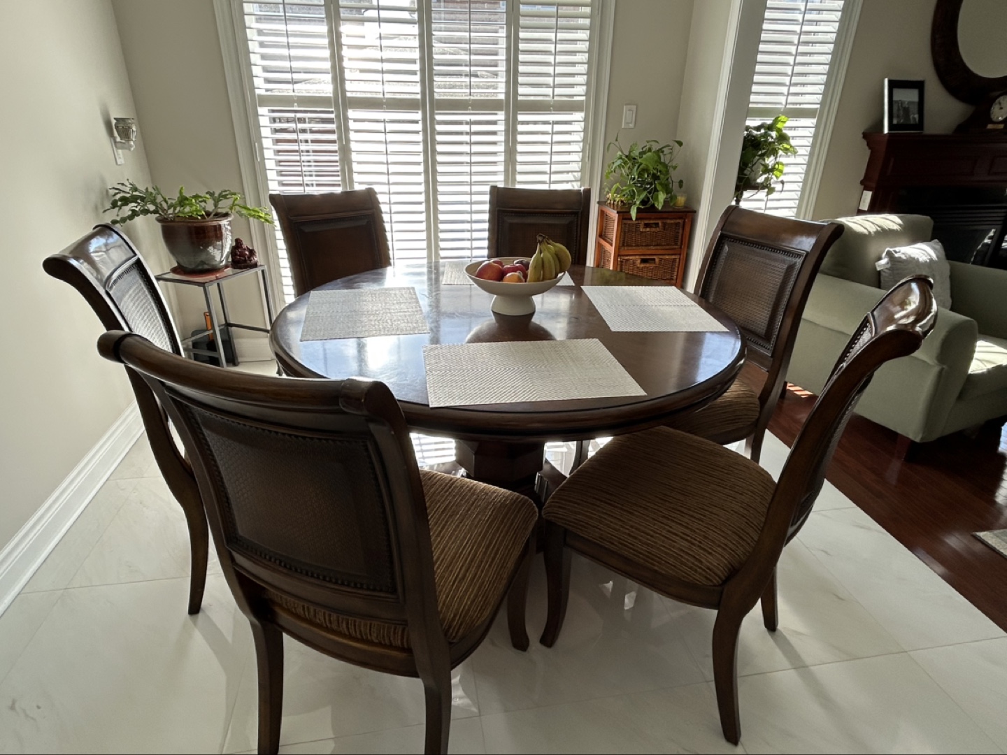 Solid wood kitchen table + 6 chairs - photo 4
