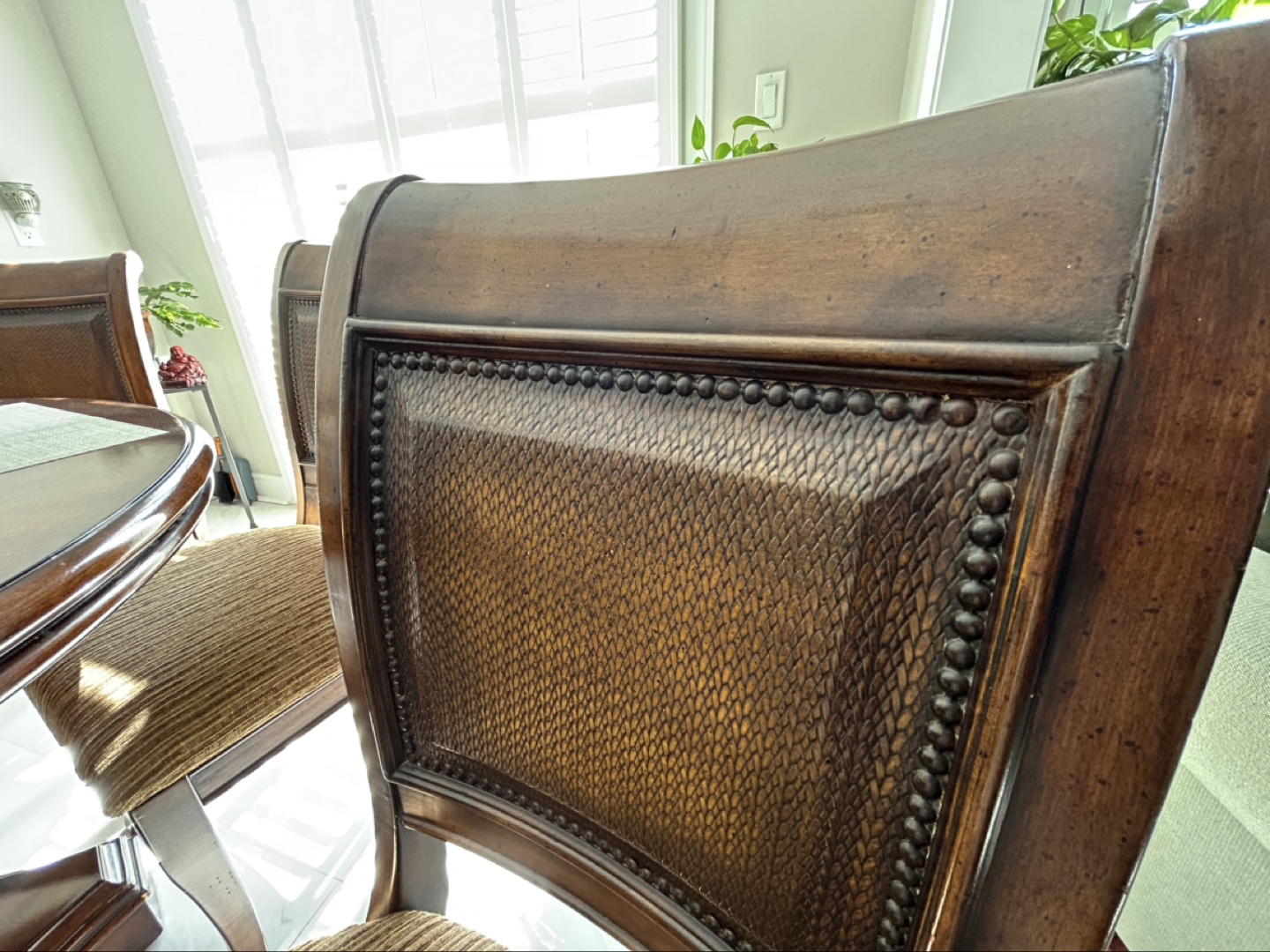 Solid wood kitchen table + 6 chairs - photo 3