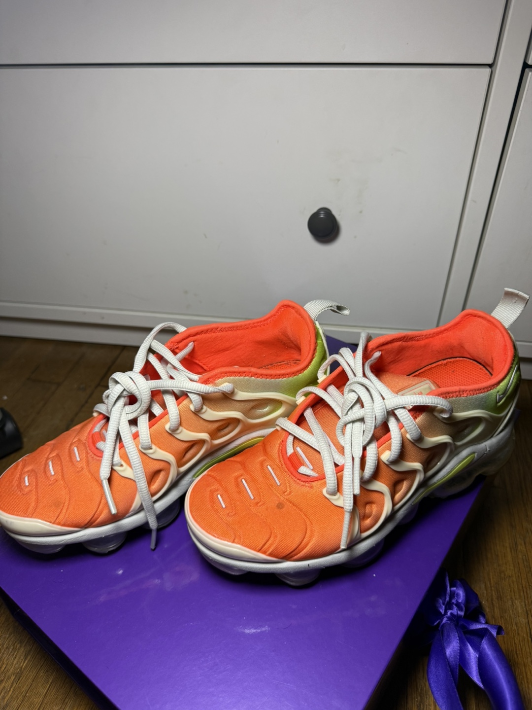 Nike Vapormax Plus Women's Running Shoes - photo 2