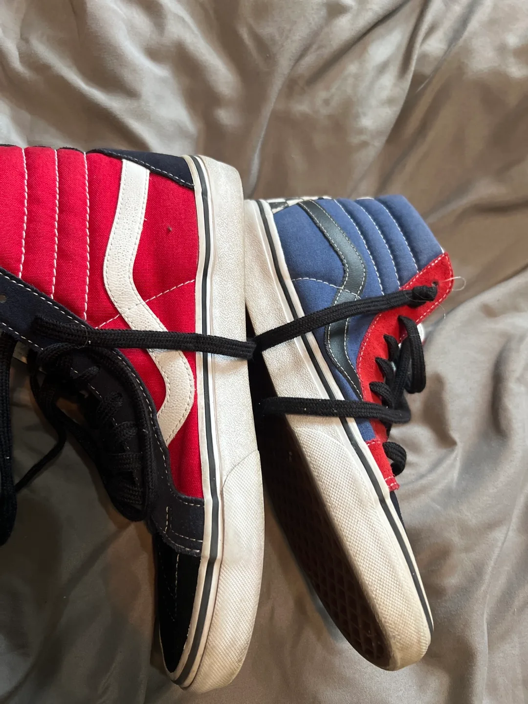 Vans Sk8-Hi High Top Sneakers - Size 6 image indicator(3)
