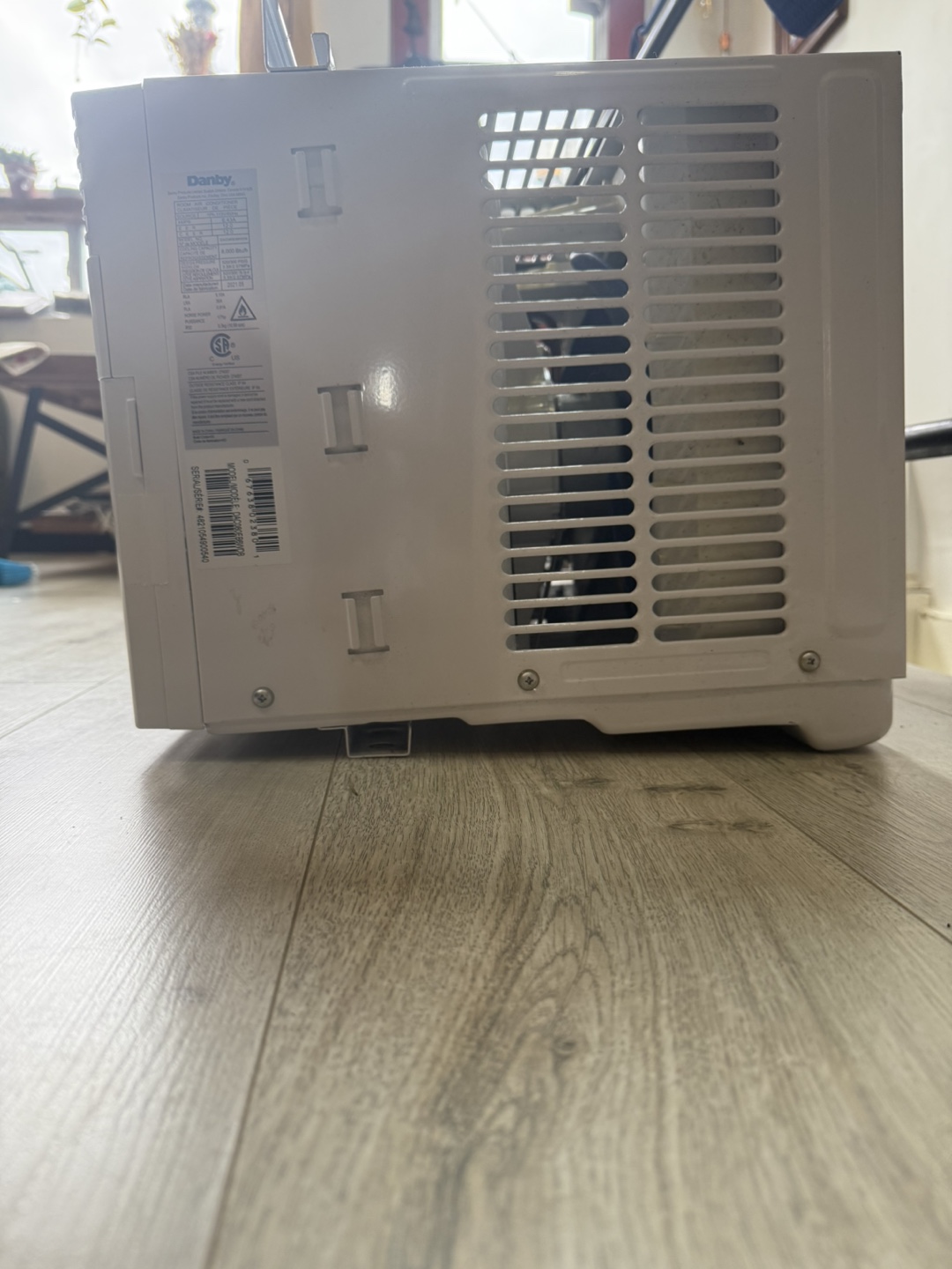 Danby Window Air Conditioner 8,000 btu - photo 3