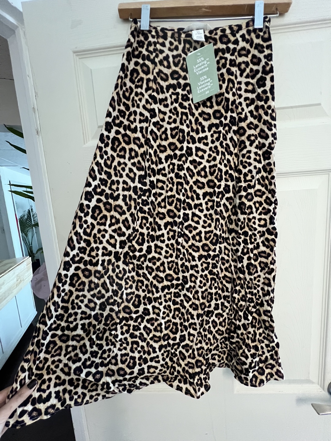 H&M Leopard Print Midi Skirt - photo 2