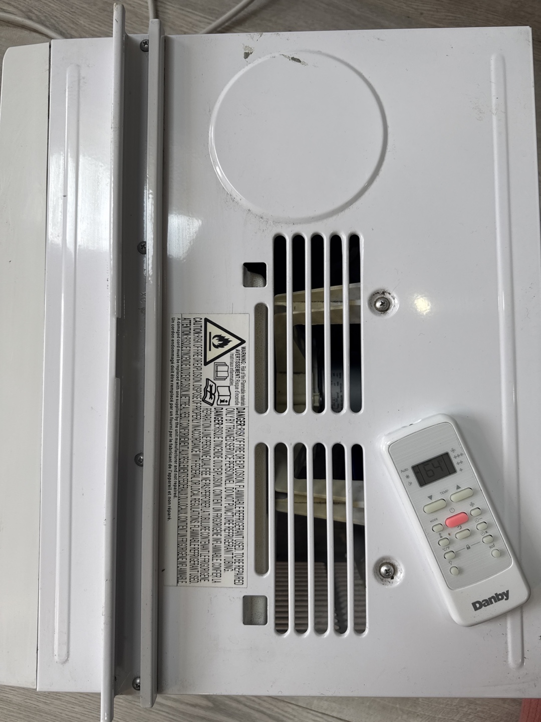 Danby Window Air Conditioner 8,000 btu - photo 4