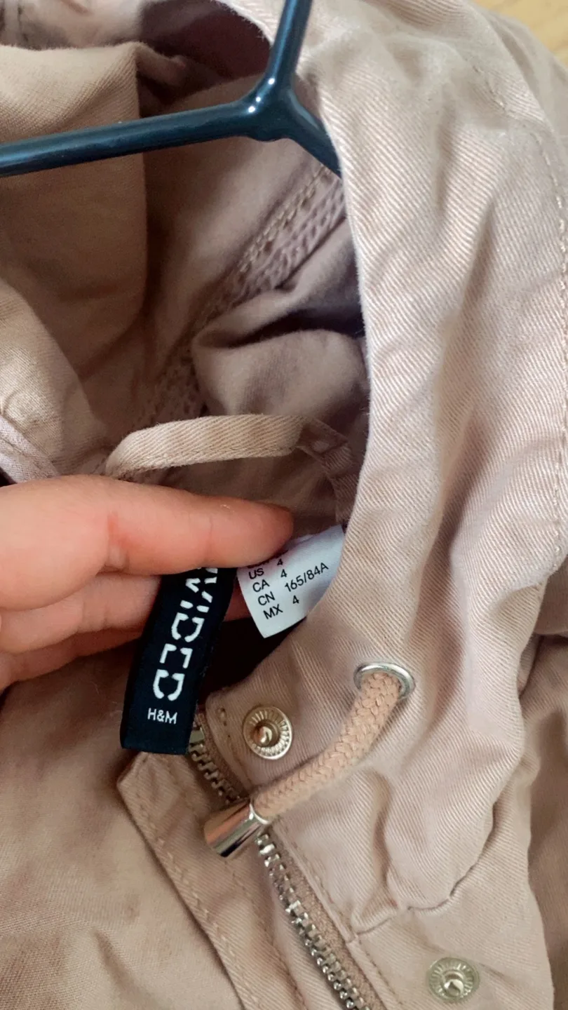 H&M light brown Utility Jacket Size 4 image indicator(4)