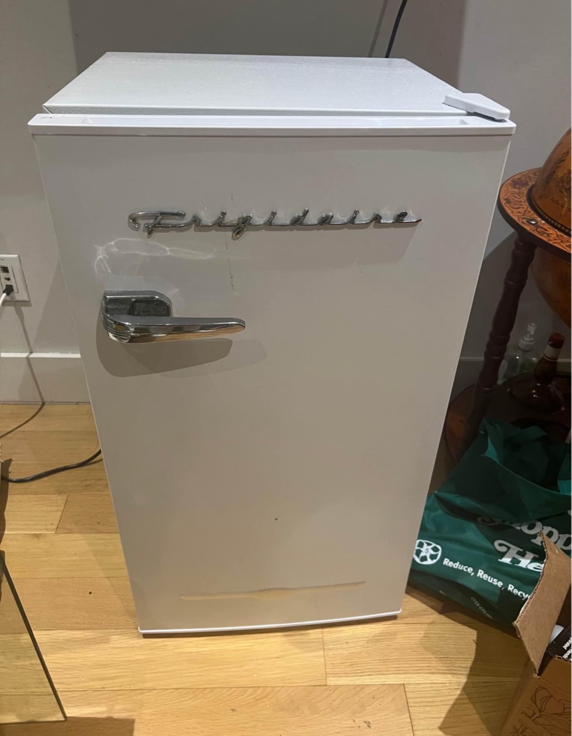 Frigidaire Retro Mini Fridge - Gramercy Pickup