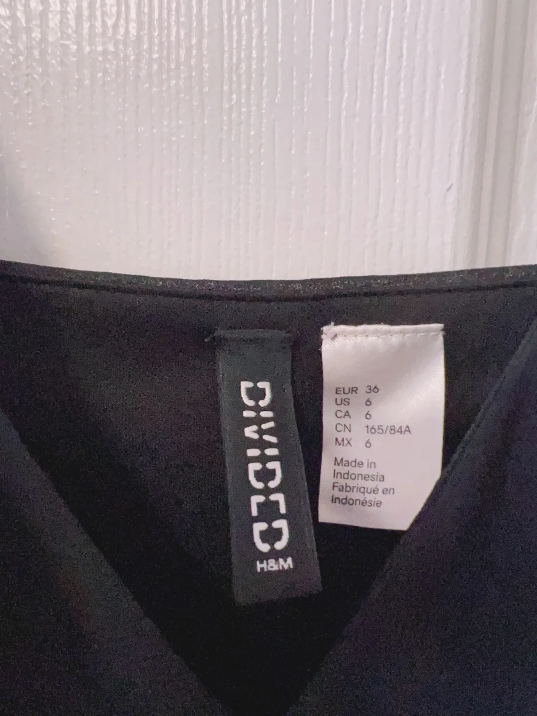 Black H&M Mini Dress Size 6 image indicator(3)