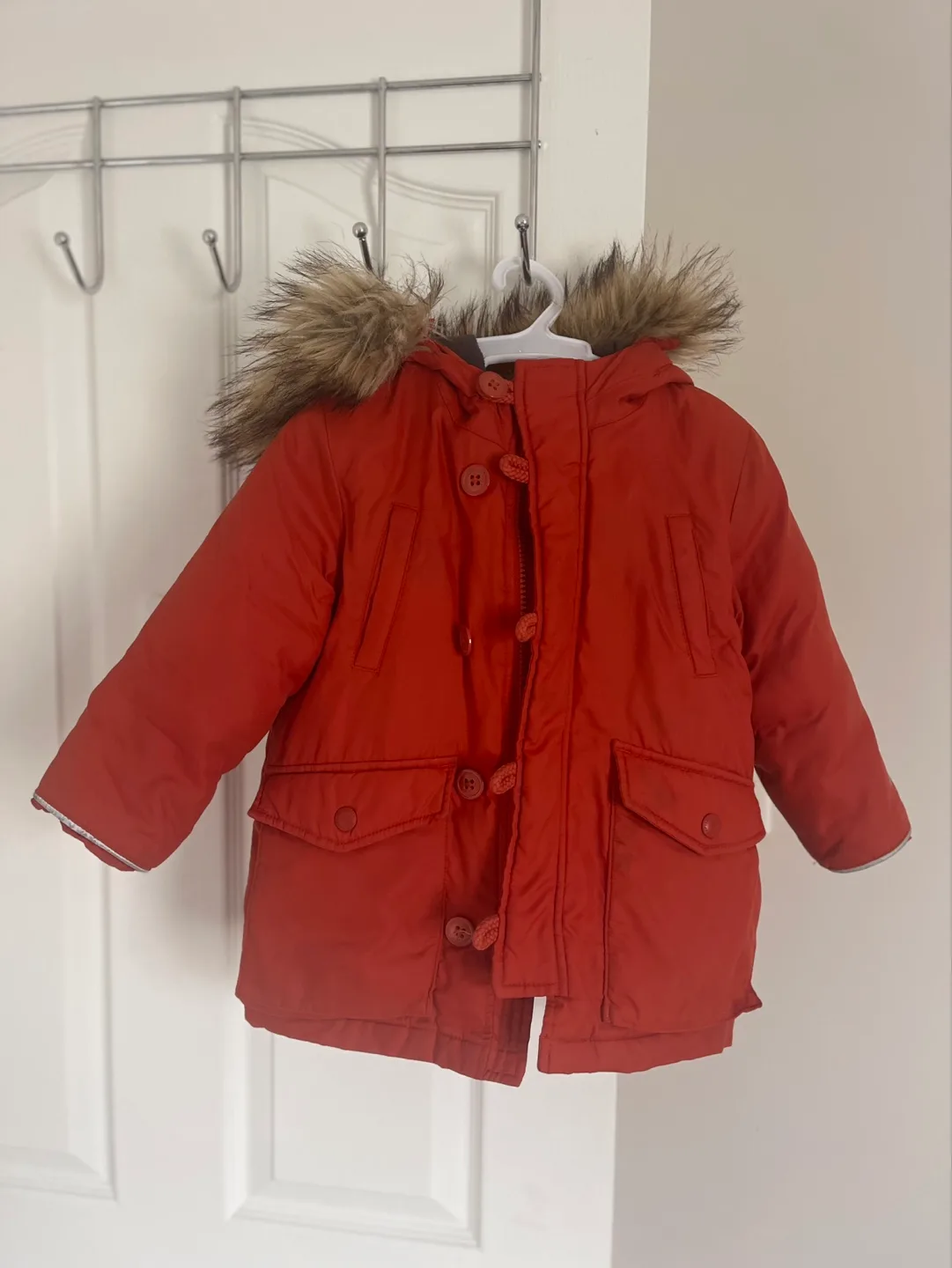 Gap Toddler Boy's Red Winter Puffer Jacket Size 2T thumbnail