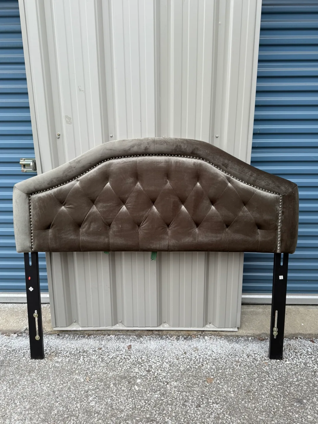 Headboard Bed Velvet FULL. thumbnail