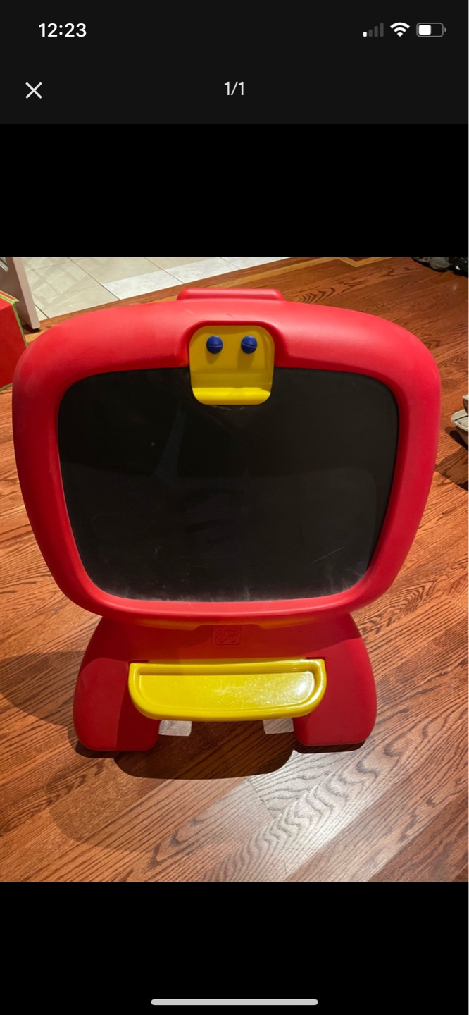 Kids' Red and Yellow Easel