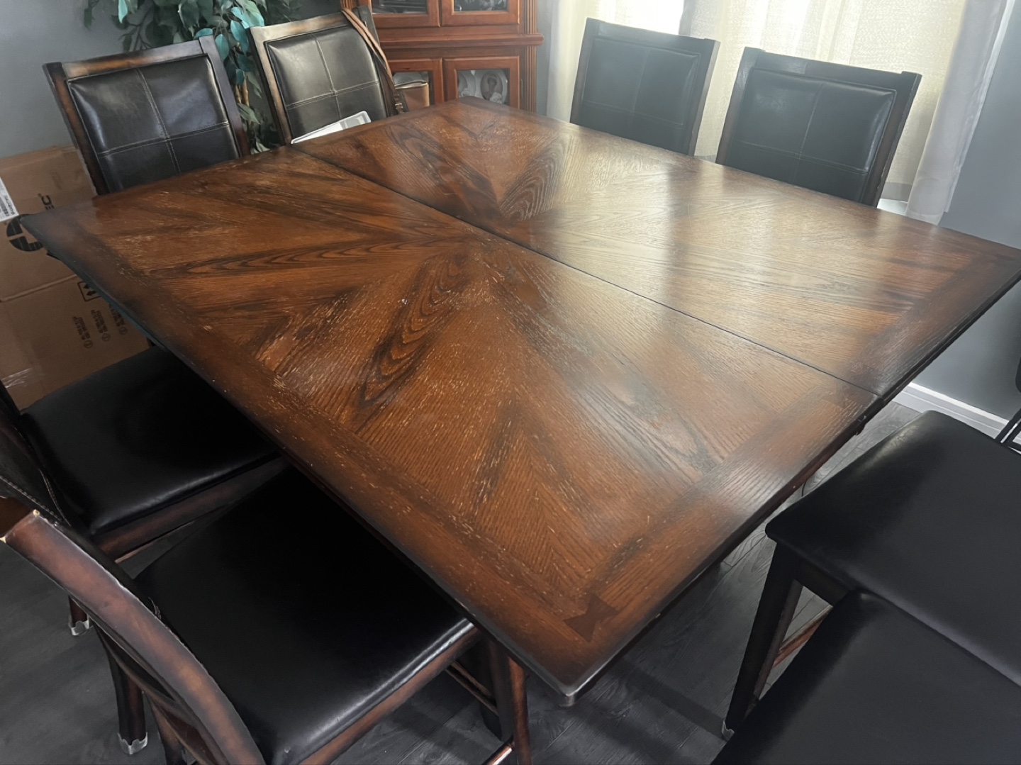 Table with 8 chairs - photo 3