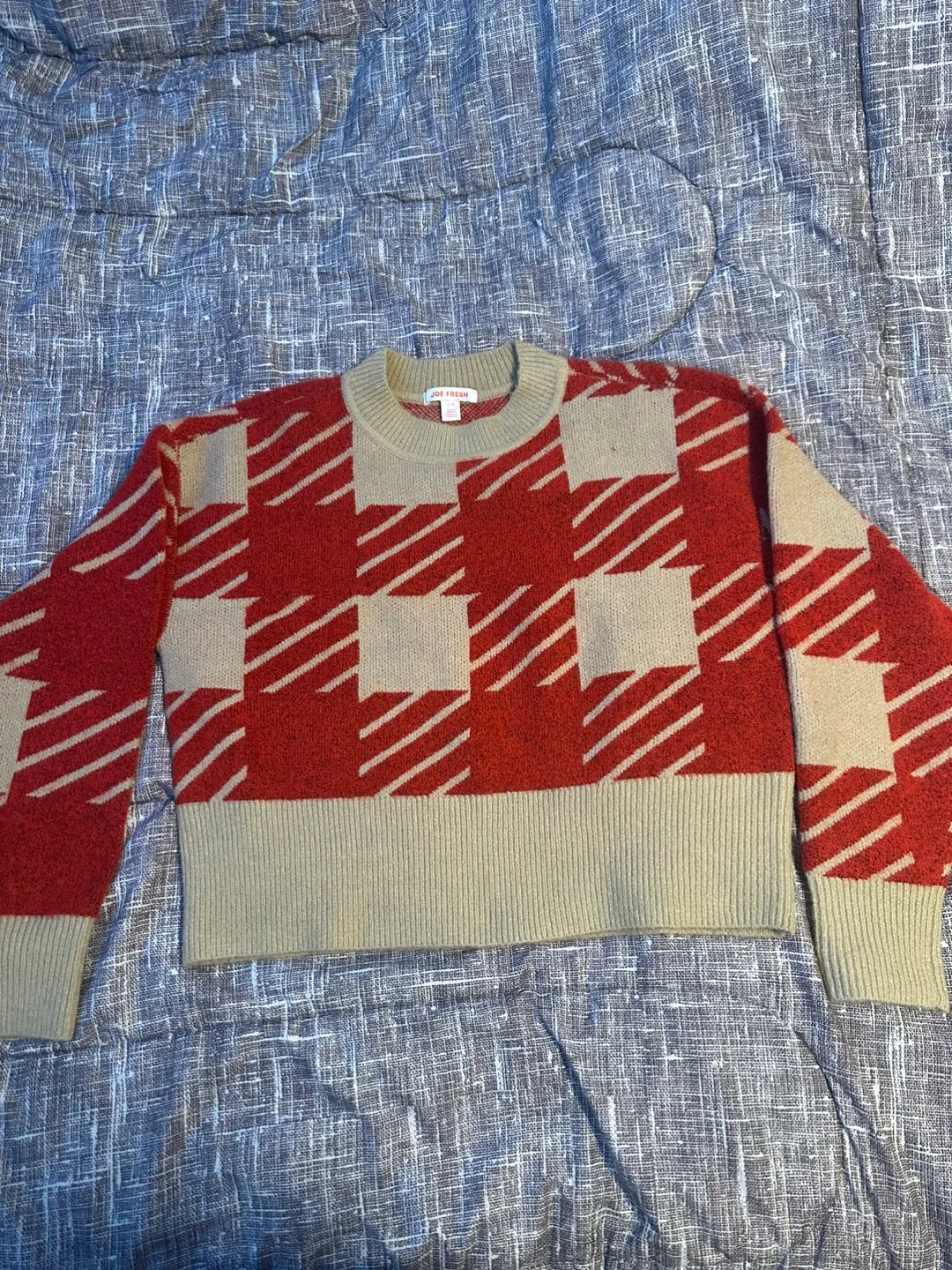 Red and Beige Checkered Knit Sweater image indicator(2)
