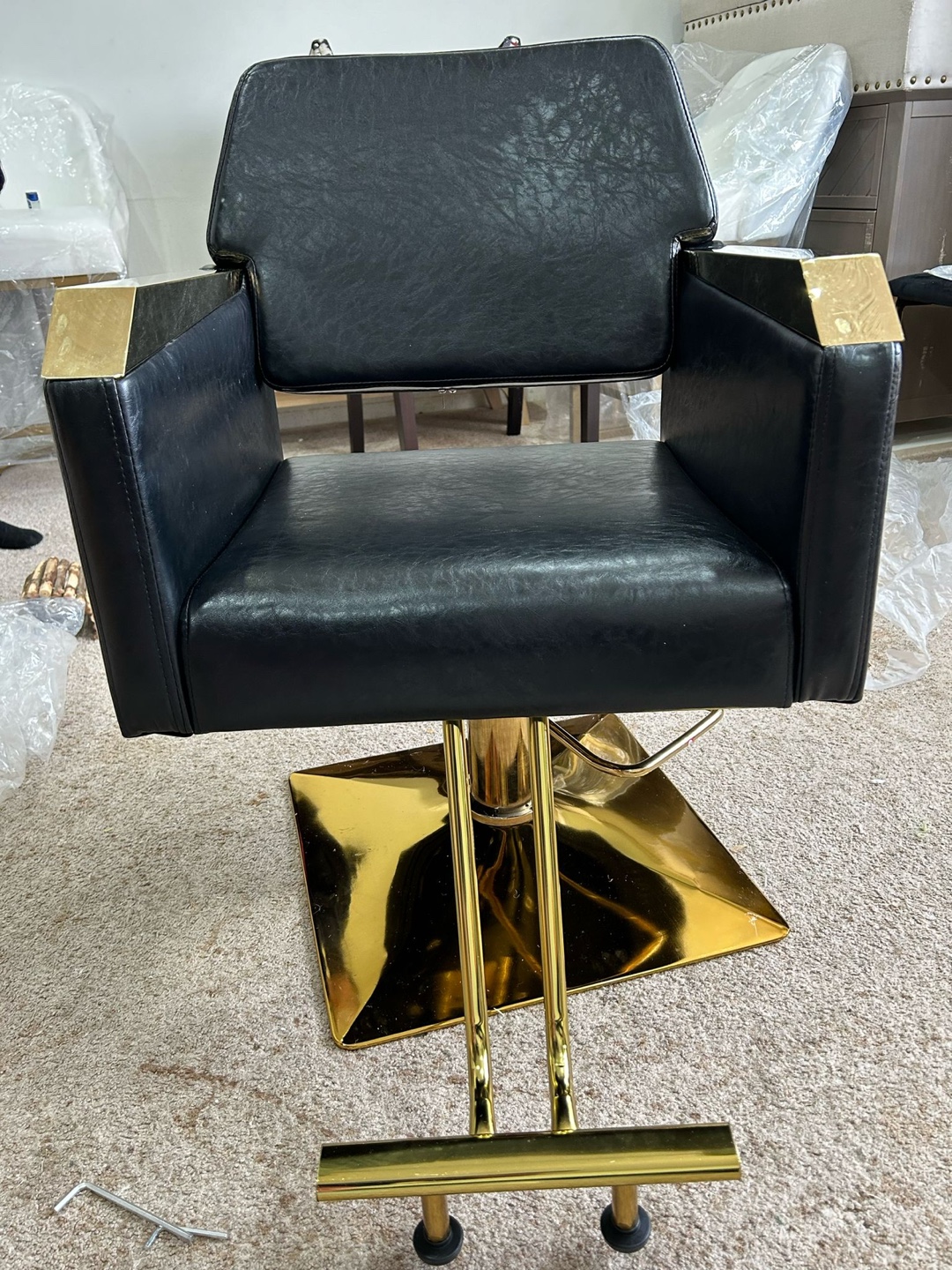 Barber chair Adjustable - photo 4