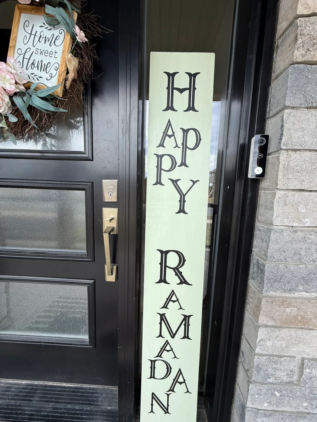 Happy Ramadan & Eid Mubarak Wooden Porch Sign thumbnail