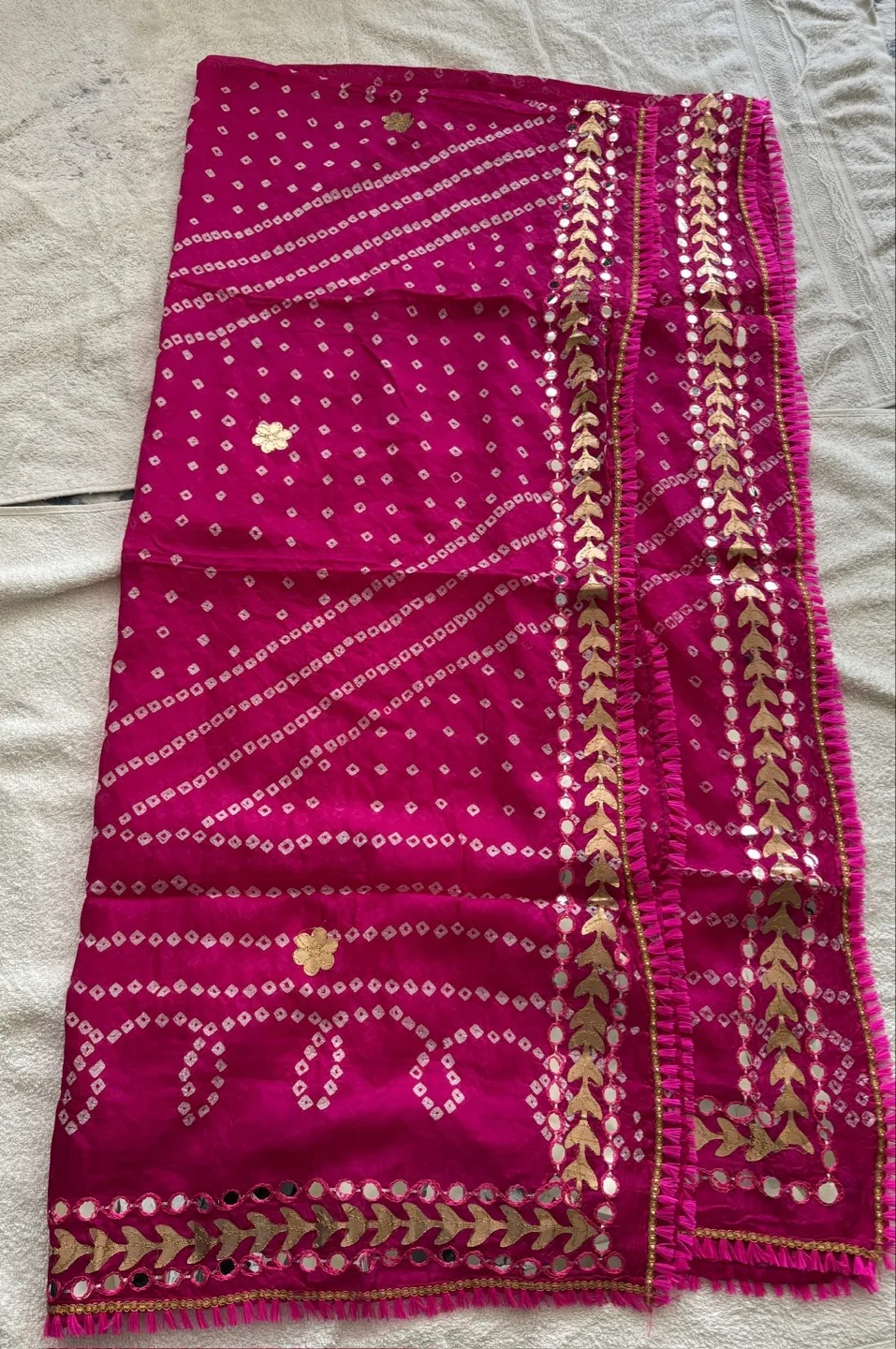 Bandhani Dupatta Collection - 5 Beautiful Silk Scarves thumbnail