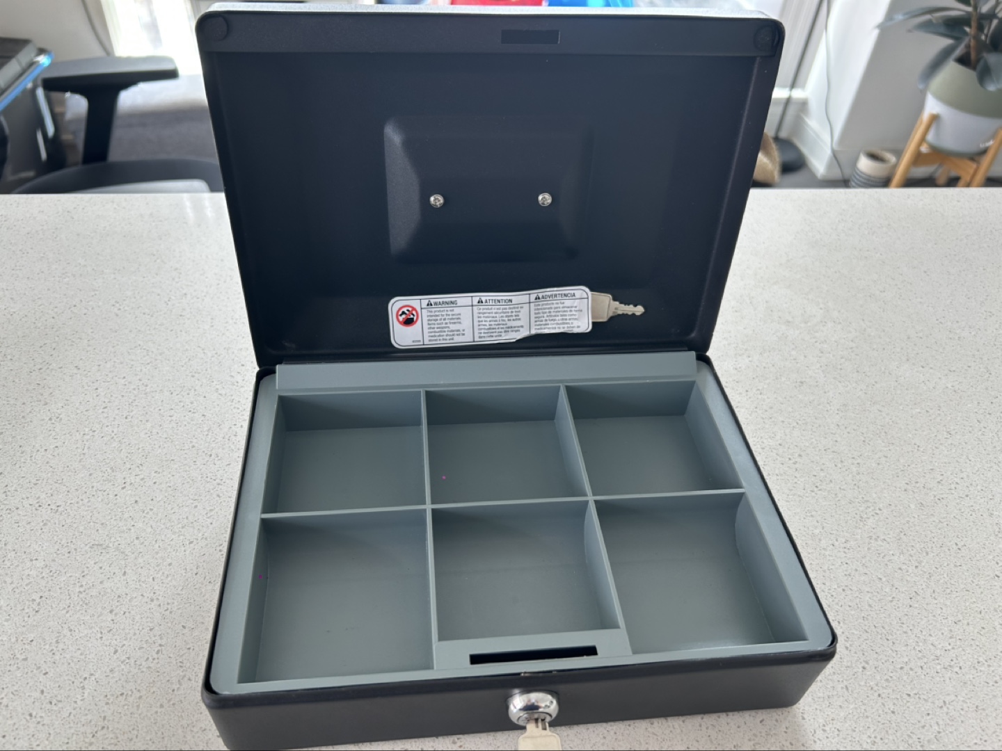 SentrySafe Black Metal Cash Box with Key - photo 3