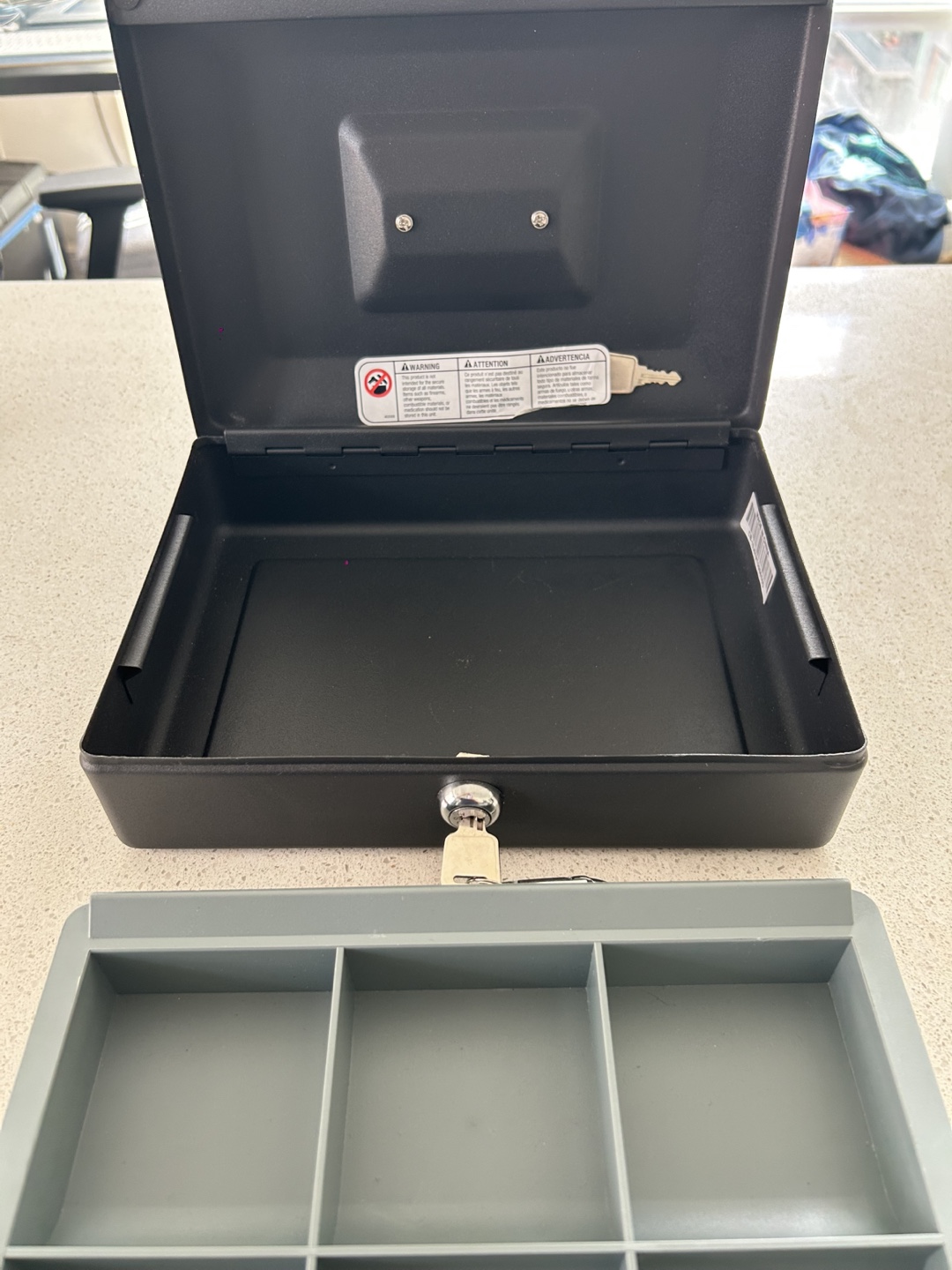 SentrySafe Black Metal Cash Box with Key - photo 4